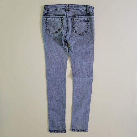Wet Seal Women's Blue Denim Skinny Leg Jeans - Picture 10 of 11